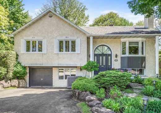 Two or more stories for sale - 869 Boul. des Mille-Îles O., Sainte-Thérèse, J7E4S1