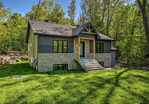 Bungalow à vendre - 146-148 Mtée de l'Église, Saint-Colomban, J5K2H9