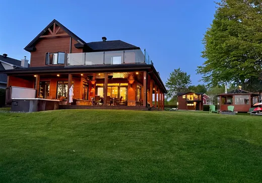 Maison à vendre - 1009 Rue des Tourterelles, Magog, J1X 0Z4