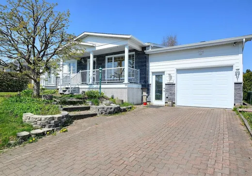 Bungalow for sale - 211 Rue Brown, Val des Sources, J1T3M6
