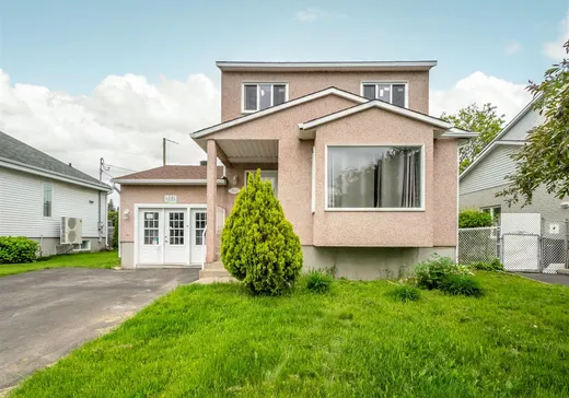 Maison à vendre - 2643 Rue Karine, L'Île-Perrot, J7V 8V2