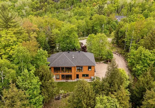 House for sale - 265 Ch. du Rocher, Saint-Sauveur, J0R 1K0