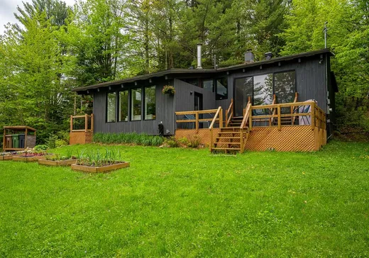 Maison à vendre - 1020 Ch. du Pavillon, St-Adolphe d'Howard, J0T 2B0