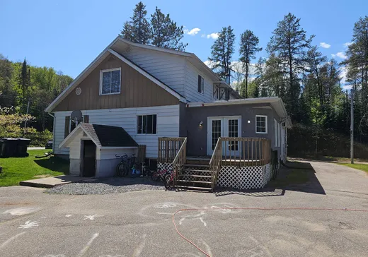 Maison à vendre - 14852 Route 117 N., Rivière-Rouge, J0T 1T0