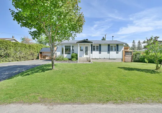 Two or more stories for sale - 32 Rue des Grives, Blainville, J7C1Y7
