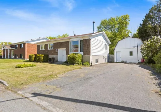 Bungalow for sale - 13871 Rue Daniel, Mirabel, J7J1K5