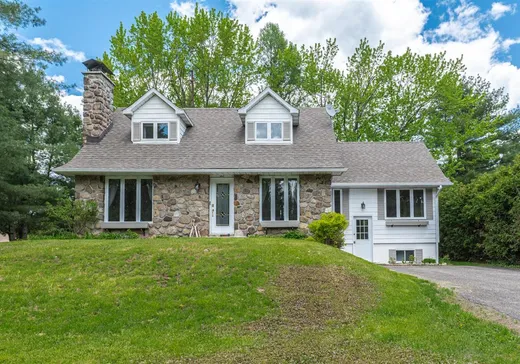 Maison à étages à vendre - 585 Rue de la Vallée-du-Golf, Sainte-Adèle, J8B1P4