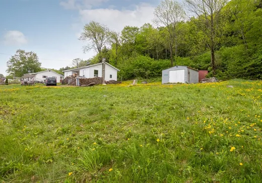 Maison à vendre - 506 Ch. St-Léon, Petite-Riviere-St-François, G5V 3R9