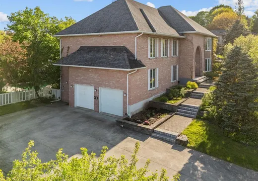Maison à étages à vendre - 2040 Rue La Rochefoucauld, Sherbrooke, J1J4H6