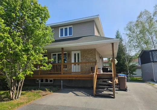 Two or more stories for sale - 270 Place Tourigny, Rouyn-Noranda, J9X3B3