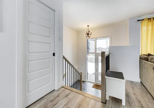 Maison à vendre -  Rue Martel, Saint-Marc-des-Carrières, G0A 4B0