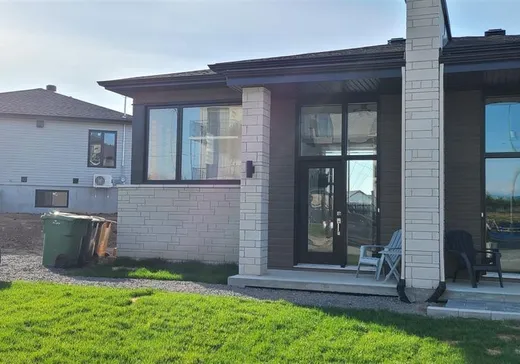 Bungalow à vendre -  Rue Martel, Saint-Marc-des-Carrières, G0A4B0
