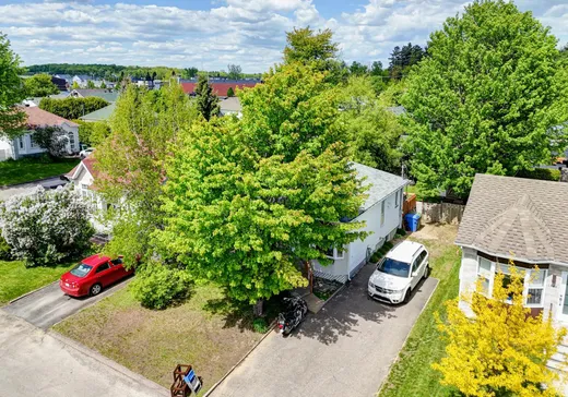 Maison à vendre - 1356 Rue Gabrielle-Roy, Saint-Jérôme, J7Z 7C6