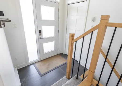 Maison à vendre - 122 4e Avenue, Saint-Zotique, J0P 1Z0