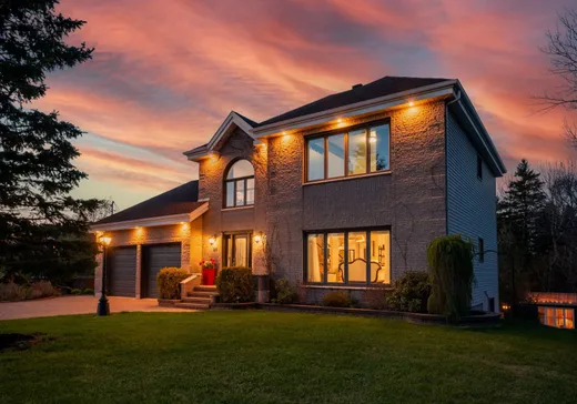 Maison à vendre - 123 Route du Ruisseau-à-la-Loutre, Matane, G4W 7J7