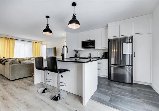 Bungalow à vendre -  Rue Martel, Saint-Marc-des-Carrières, G0A4B0