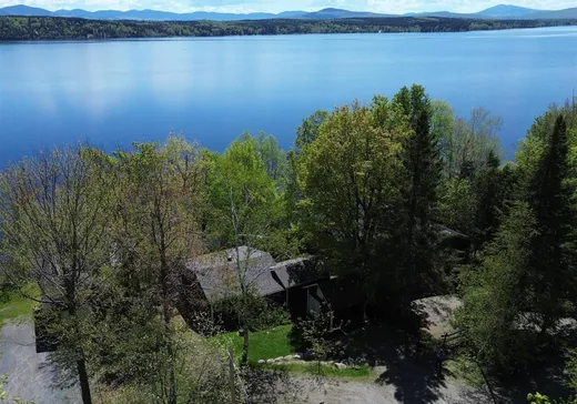 Bungalow à vendre - 189 Ch. du Lac, Lac-Mégantic, G0Y1H0
