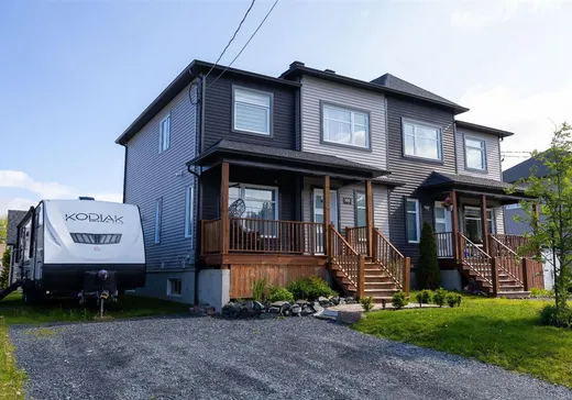 Maison à vendre - 106 Rue Athéna, Sherbrooke, J1R 0W4