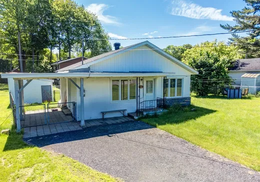 Bungalow à vendre - 1975 Rg Ste-Thérèse, Massueville, J3P0L8