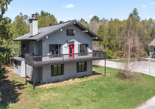 Maison à vendre - 140 Rue des Monts, Saint-Sauveur, J0R 1R5