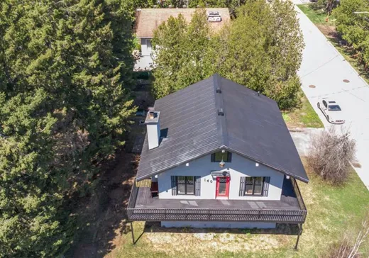 Maison à vendre - 140 Rue des Monts, Saint-Sauveur, J0R 1R5