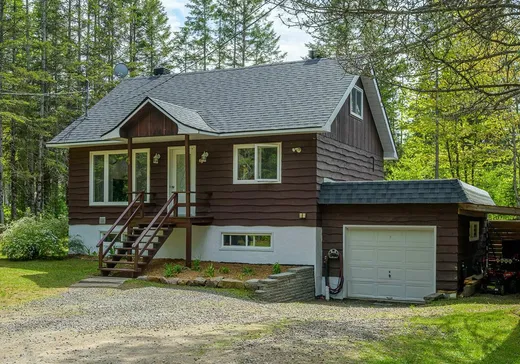 Bungalow à vendre - 69 Rue du Sommet-Vert, Sainte-Marguerite-du-Lac-Masson, J0T1L0