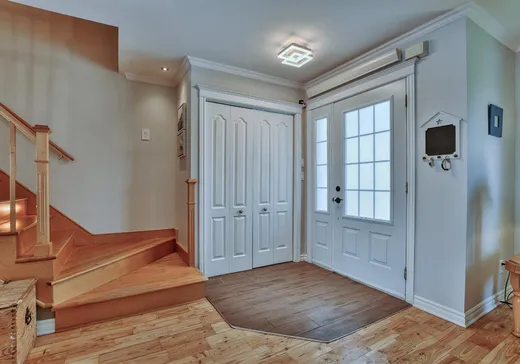 Maison à vendre - 1033 Rue Touchette, Saint-Jérôme, J5L 2L7