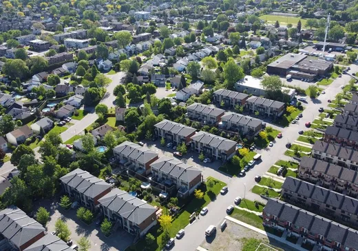 Maison à vendre - 664 Rue Papineau, Boisbriand, J7G 2T2