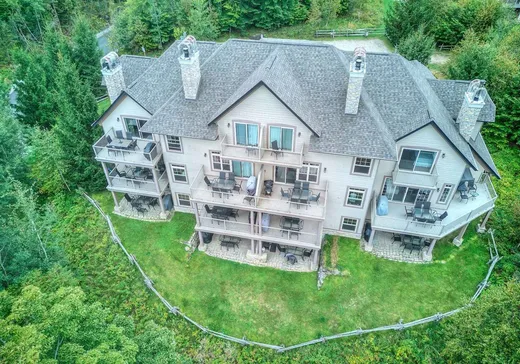 Condo à vendre - 225 Rue du Mont-Plaisant, Mont-Tremblant, J8E1L2
