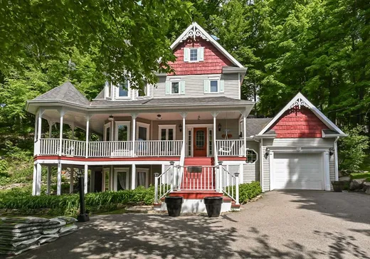 Maison à vendre - 291 Ch. Beaulne, Saint-Sauveur, J0R 1K0