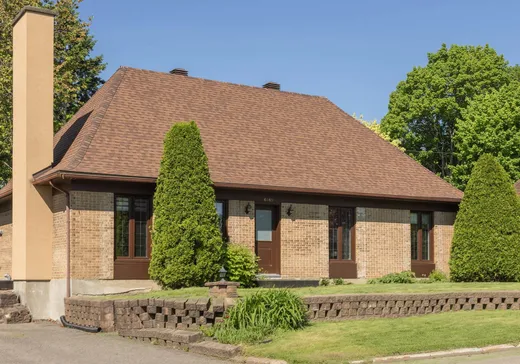 Two or more stories for sale - 6165 Rue de Pise, Charlesbourg, G1H6T6