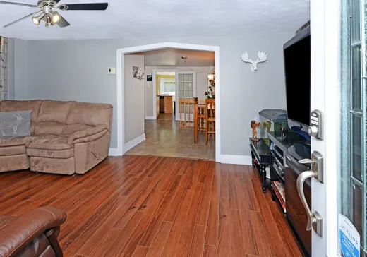 House for sale - 101 Rue St-Louis, Salaberry-de-Valleyfield, J6T 1N2