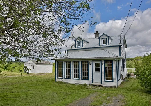Un étage et demi à vendre - 148 Ch. du 5e-Rang, Saint Malo, J0B2Y0