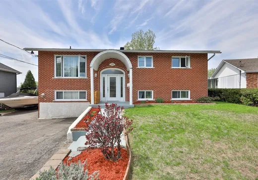 Bungalow à vendre - 14-14A Rue du Coteau-de-Sable, Massueville, J3P2N5