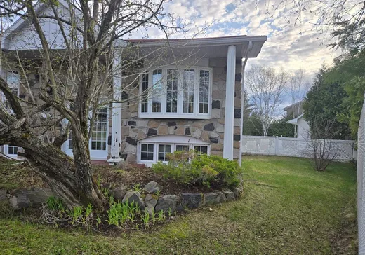 Maison à vendre - 1455 Rue des Amandiers, La Tuque, G9X 3X1