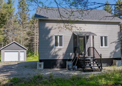 Bungalow à vendre - 4065 Ch. de la Rivière-Noire, Percé, G0L2L0