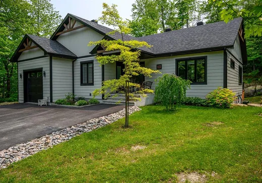 Maison à vendre - 38 Ch. des Cardinaux, Ste-Anne-Des-Lacs, J0R 1B0