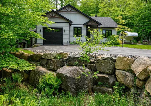 Maison à vendre - 38 Ch. des Cardinaux, Ste-Anne-Des-Lacs, J0R 1B0