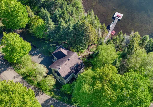 Maison à vendre - 301 Ch. des Tilleuls, St-Adolphe d'Howard, J0T 2B0