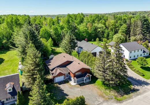 Maison à vendre - 286 Rue Bélisle, Saint-Jérôme, J7Y 5E4