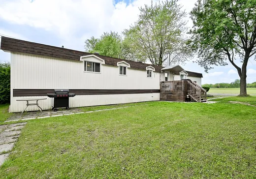 Maison à étages à vendre - 3769 Rg de la Rivière N., Saint-Jean-Baptiste, J0L2B0