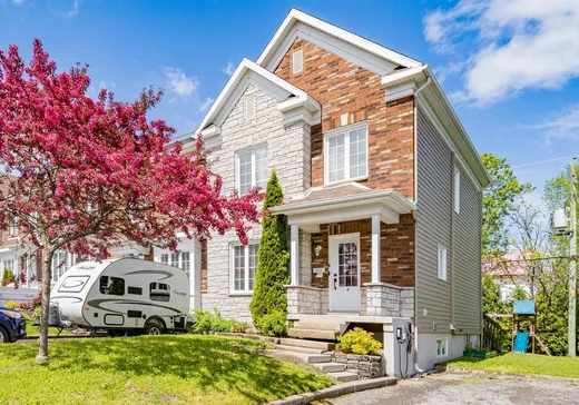 Two or more stories for sale - 3038 Rue Frédéric-Légaré, Loretteville, G2A0C1
