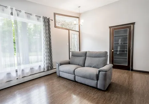 Maison à vendre - 1000 Rue Principale S., Waterville, J0B 3H0