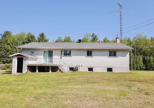 Maison à vendre - 683 Rue Principale, Saint-Adalbert, J0A 1E0