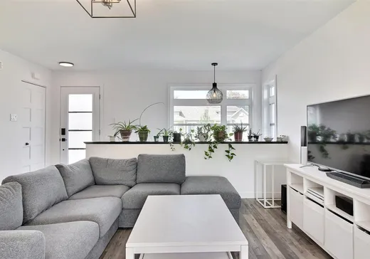Maison à vendre - 1356 Rue Adélard-Dumas, Fleurimont, J1E 4M5