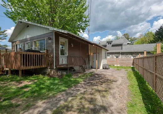 Maison à vendre - 115 3e Avenue, Saint-Félix-de-Kingsey, J0B 2T0