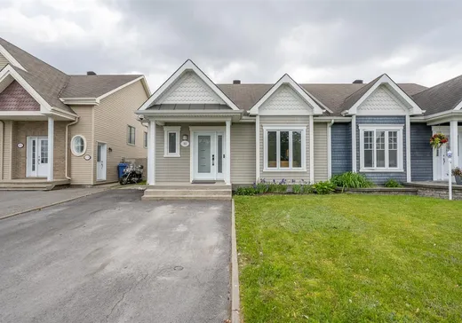 Maison à vendre - 368 Rue Valérie, St-Lin, J5M 2T4