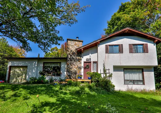 Maison à étages à vendre - 1 Ch. Ryan, Saint-Sauveur, J0R1A0