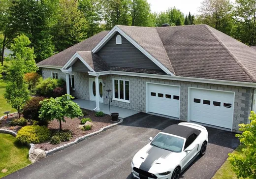 Bungalow for sale - 3 Rue Royale, Saint-Adalbert, J0A1E0