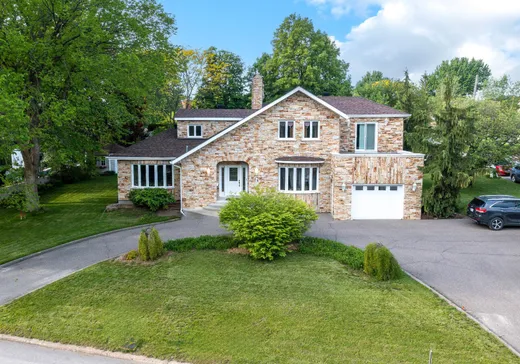 Maison à vendre - 64 Rue St-Eugene, Châteauguay, J6K 1Y6